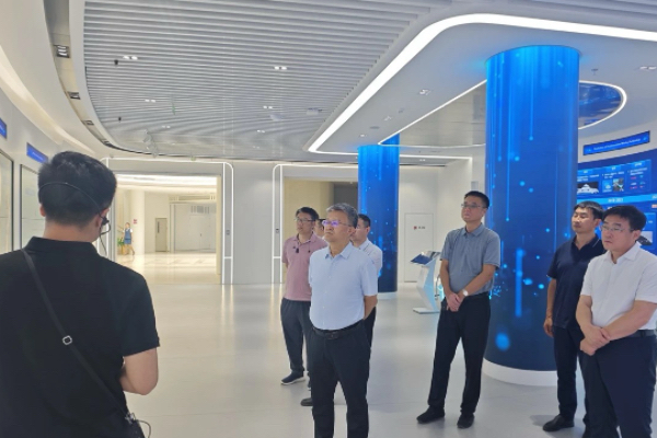 深化產(chǎn)教融合，服務(wù)區(qū)域發(fā)展——山西電子科技學(xué)院任利成校長(zhǎng)帶隊(duì)走訪北京亦莊投資控股等企業(yè)